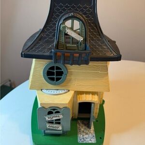 Weebles wobble collectible haunted house